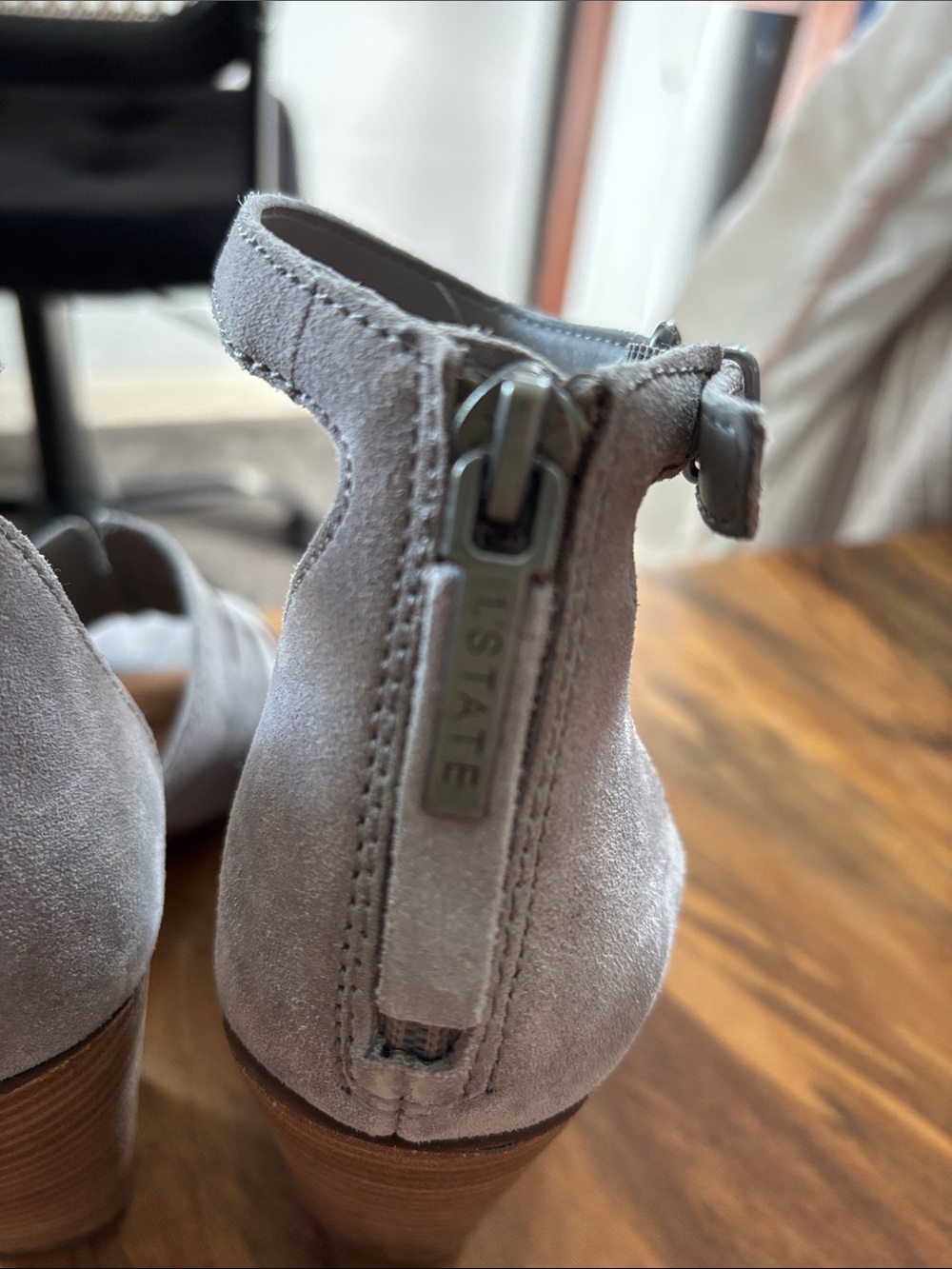 1. State Light Gray Suede Cutout Ankle-Strap Block Heels 6M - Picture 5 of 7